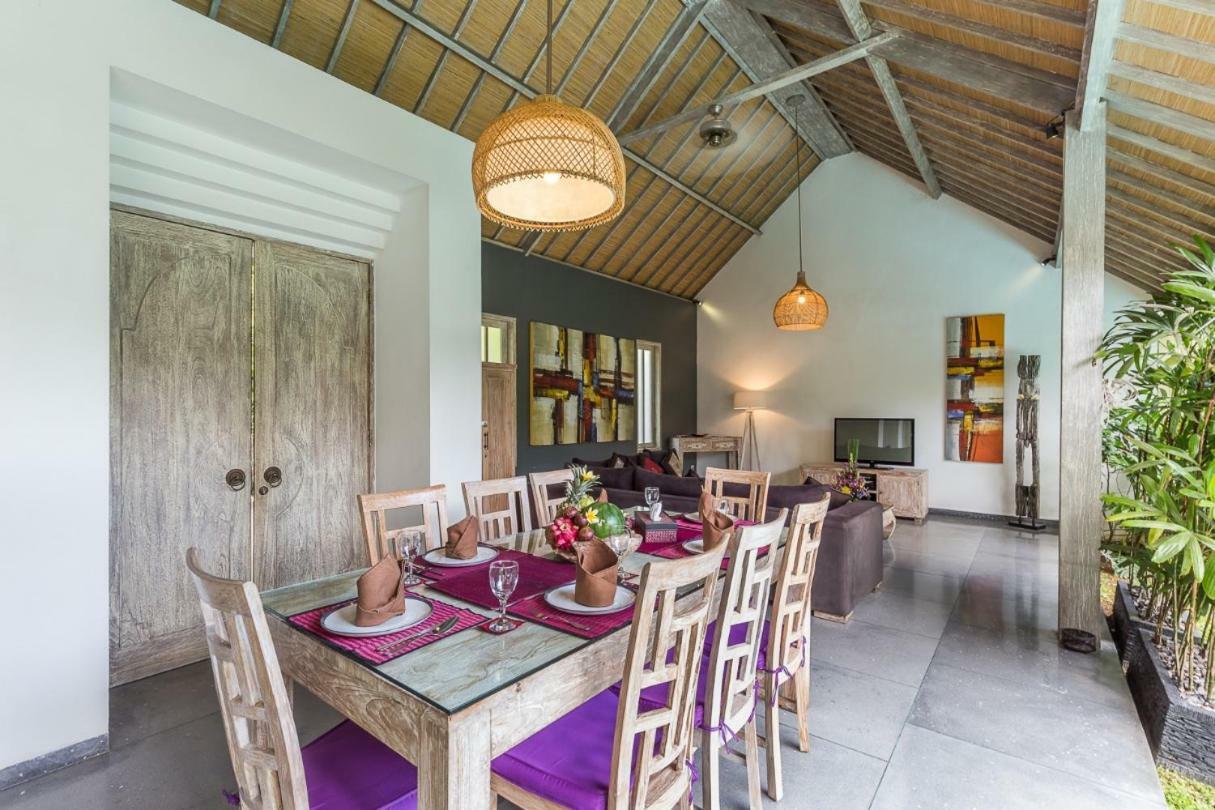 Villa Nuri Merah 1 Kerobokan Exterior foto